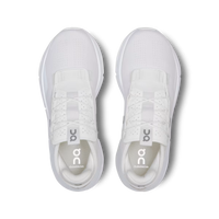 Running Cloudnova 2 — All White