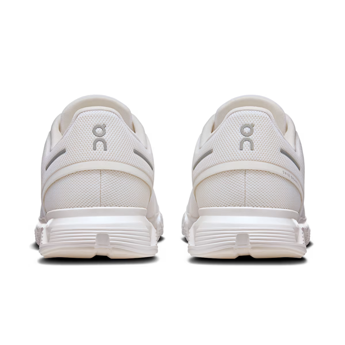 Running Cloud 6 — White White