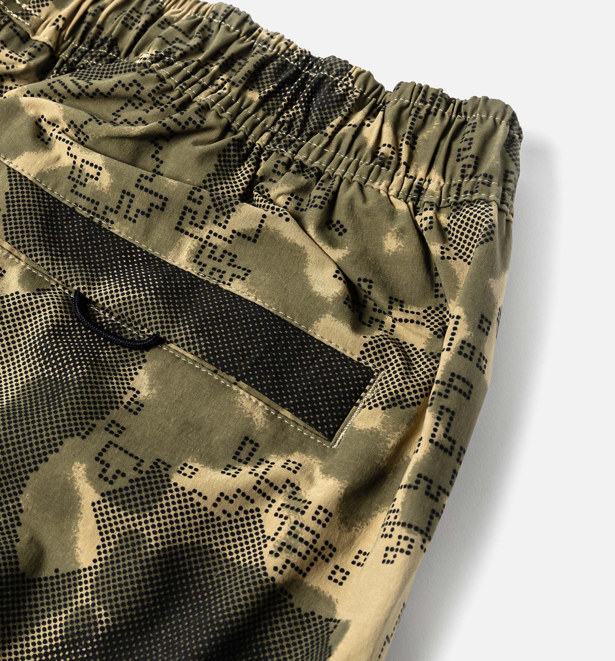 Tech Dri Fit Woven Camo Loose Mens Pant - Camo/Green