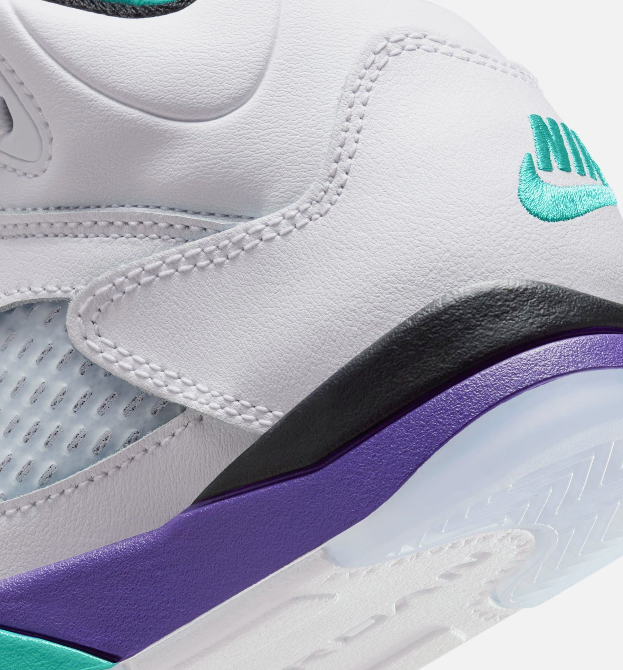 Air Jordan 5 Retro Grape Preschool Lifestyle Shoe - White/New Emerald/ Grape Ice/Black